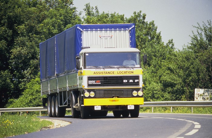DAF 2800 ATi Turbo Intercooling truck with trailer