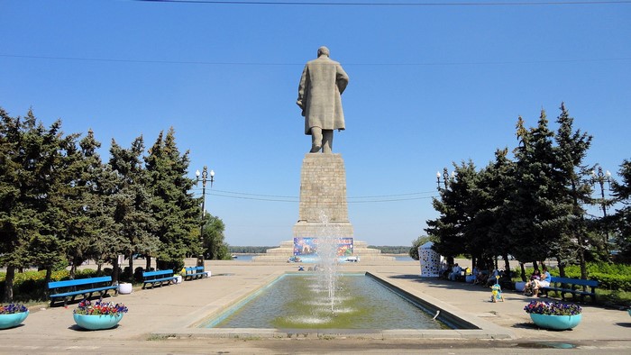 Monument to Lenin in Volgograd