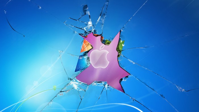 Broken screen with Apple logo
