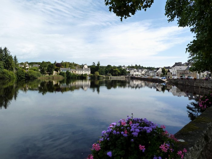 Town on a river in France