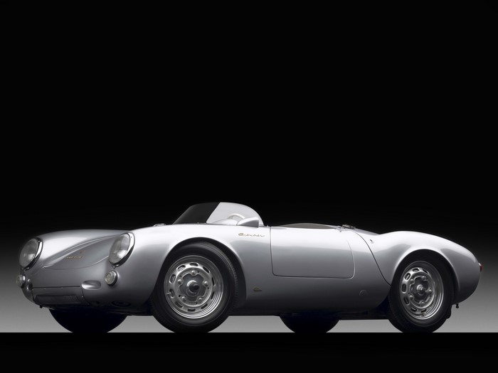 Silver Porsche 550 Spyder