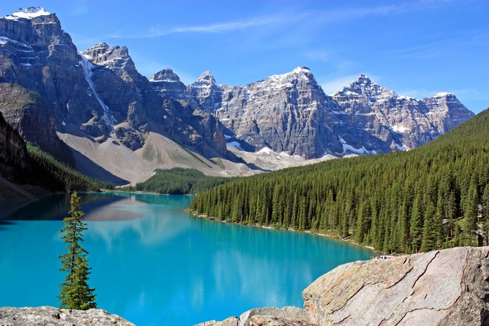 Moraine Lake in Banff National Park, Canada