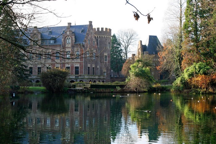 Castle Paffendorf reflected in a pond