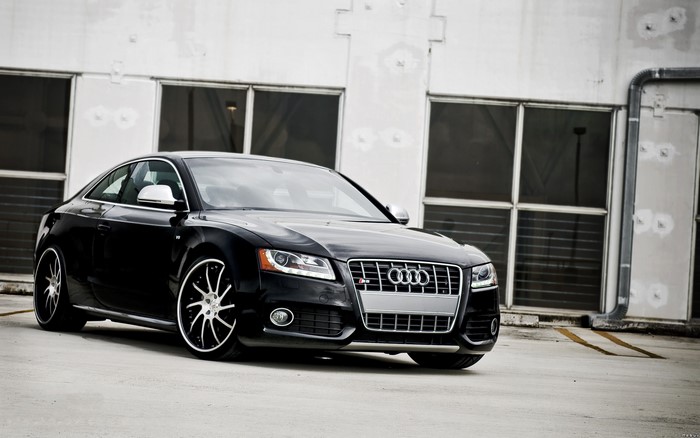 Black Audi S5 Coupe
