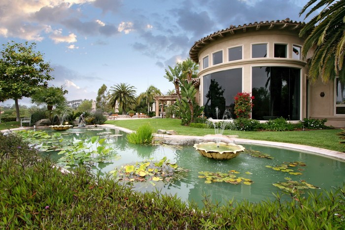 Luxury Estate Garden with Pond and Fountain