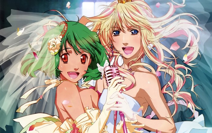 Ranka Lee and Sheryl Nome from Macross Frontier