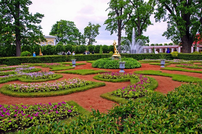 Formal garden with fountain and sculpture
