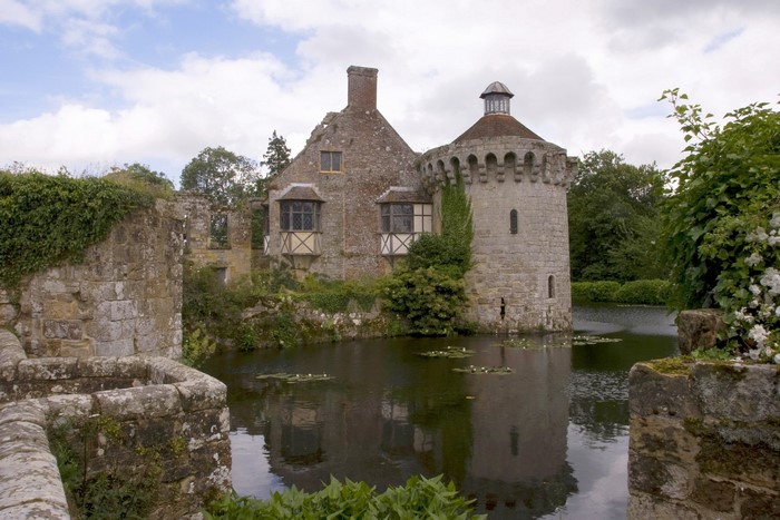 Scotney Castle, Kent, England