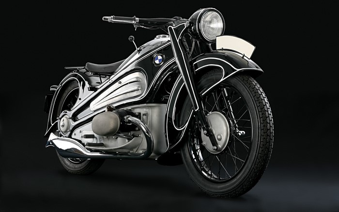Black BMW R7 motorcycle with chrome accents