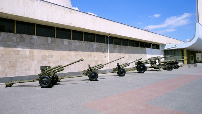 Cannons in front of a building