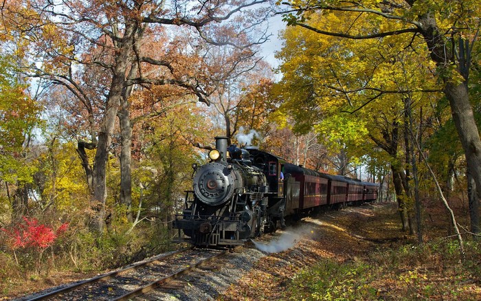 Trains Retro Locomotive