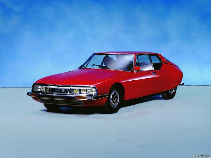 Red Citroen SM car