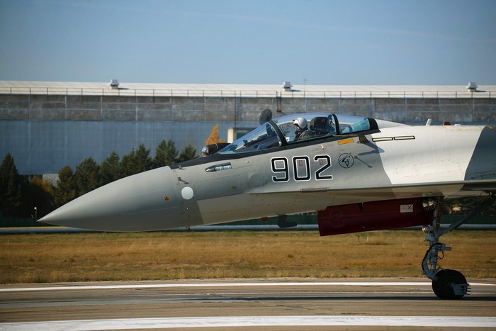 Sukhoi Su-35 Fighter Jet with Pilot