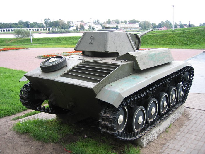 Soviet SU-76 self-propelled gun monument