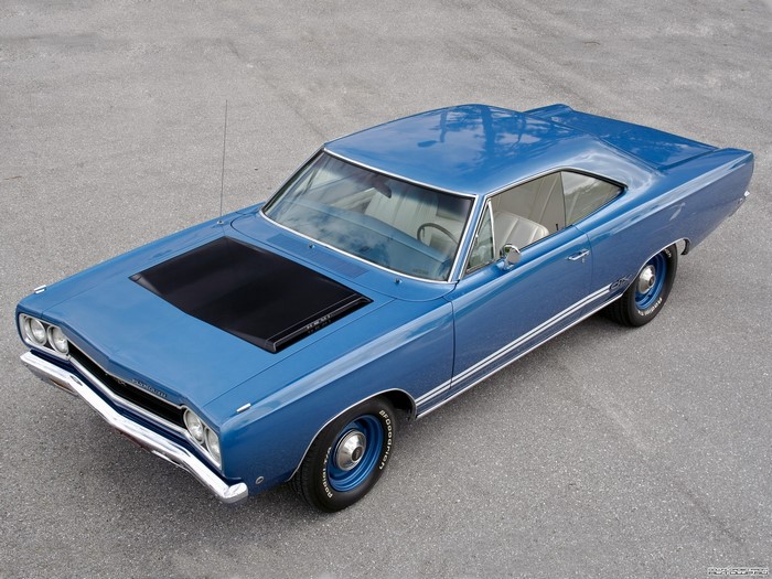 1968 Plymouth GTX muscle car