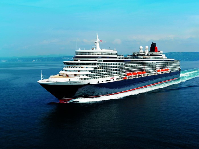 Cunard Cruise Ship Queen Elizabeth at Sea