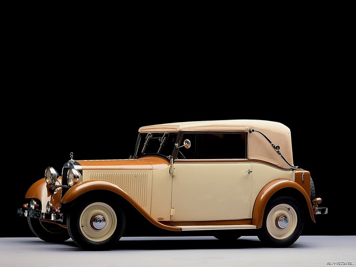 1930s Mercedes-Benz convertible car