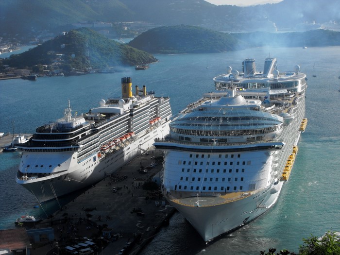 Oasis of the Seas and Costa cruise ships docked