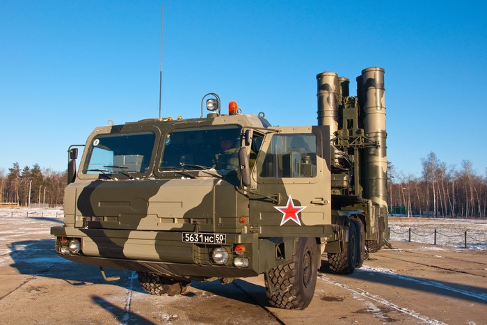Russian S-400 missile launcher system