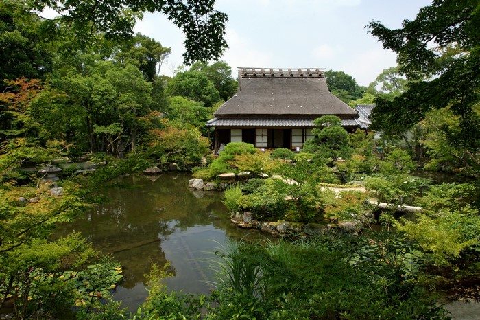 Isuien Garden Japan with Pond and Traditional House