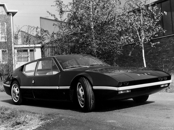 Black Bertone Runabout concept car