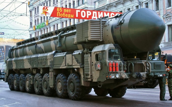 Russian ICBM launcher on parade