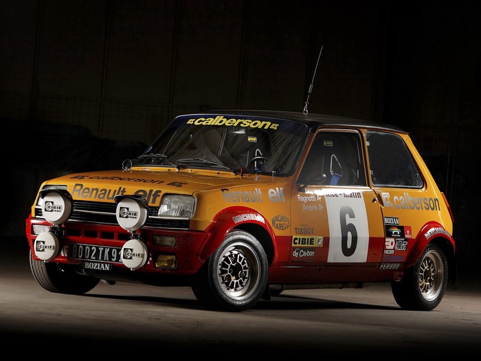 Renault 5 Alpine Rally Car with Calberson Livery