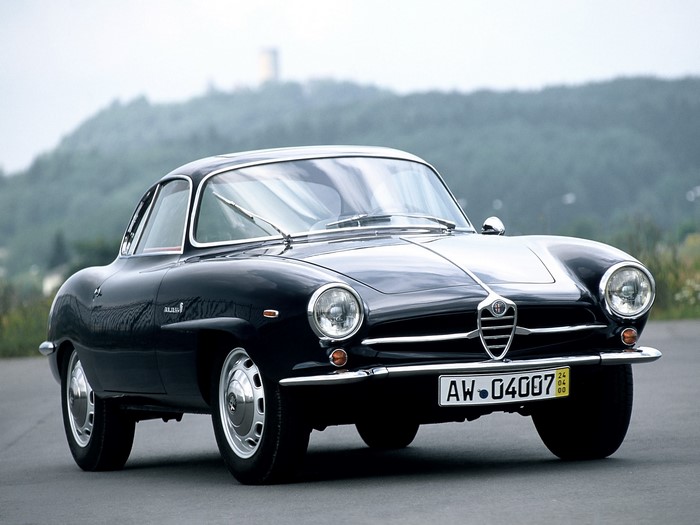 Black Alfa Romeo Sprint Zagato coupe