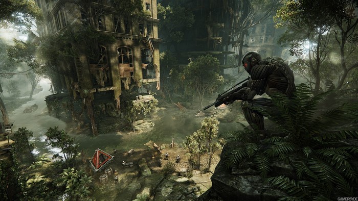 Soldier in Nanosuit aiming rifle in overgrown ruins of Crysis 3