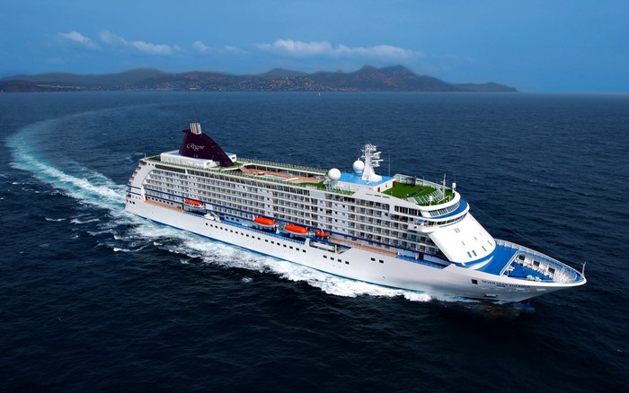 Seven Seas Voyager cruise liner sailing on the ocean