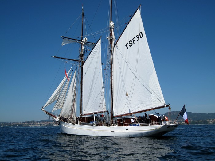The Belle Poule sailing ship on the water