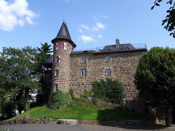 Burg Ockenfels castle in Germany