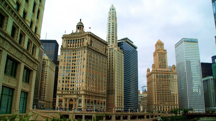 Chicago city skyline with historic buildings