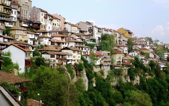 Veliko Tarnovo, Bulgaria cityscape on a hillside