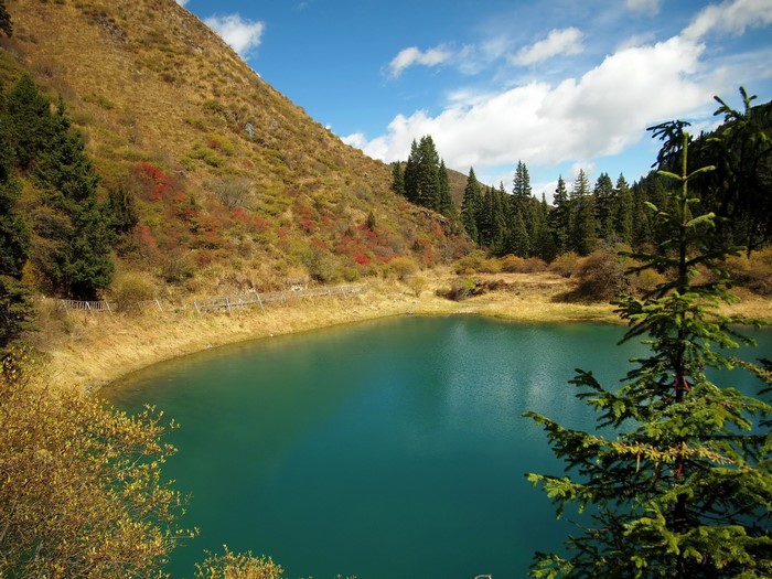 Turquoise lake in a mountainous region of China