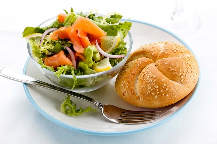 Salmon Salad with Bread Roll