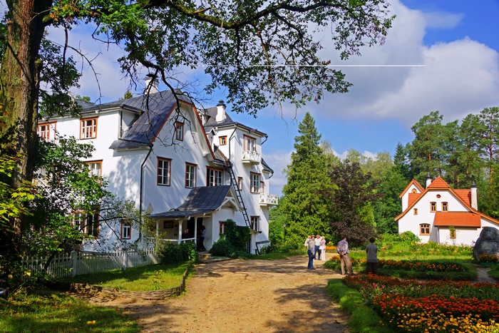 White houses with red roofs in Russia
