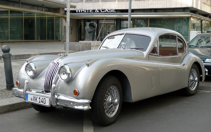 Silver Jaguar XK 140 Coupe