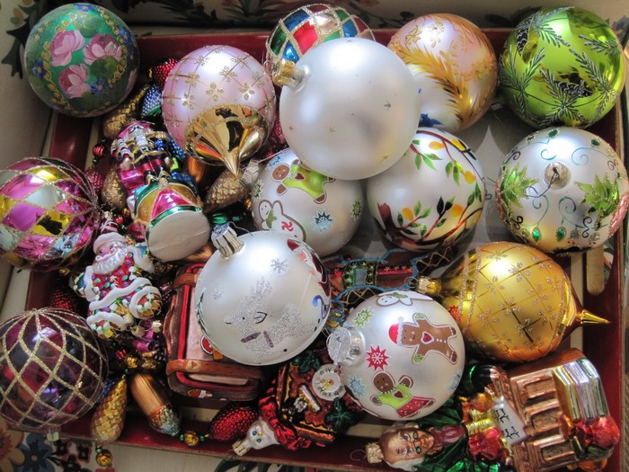 Christmas ornaments in a tray