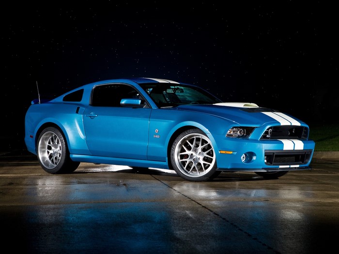 Blue Ford Shelby GT500 Cobra car