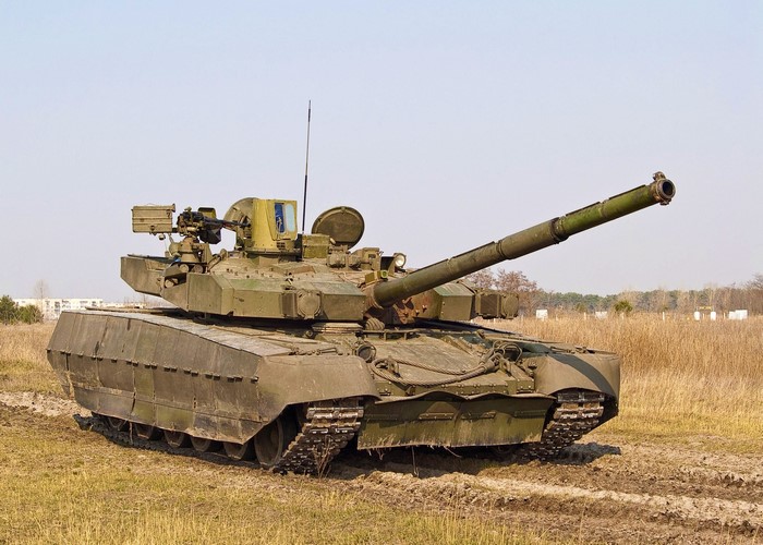 Oplot tank in a field