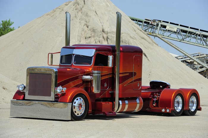 Custom Peterbilt 379 Semi-Truck with Flames