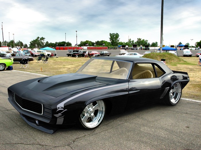 Black Chevrolet Camaro at car show