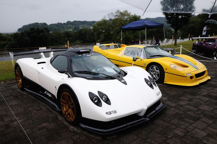 Pagani Zonda and Ferrari F50