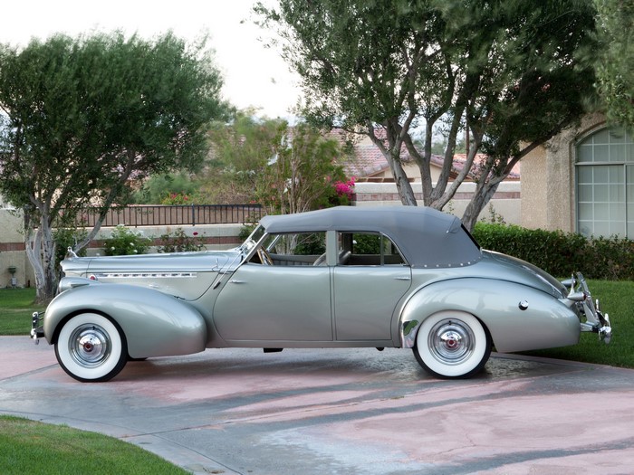1940 Packard 180 Super Eight convertible