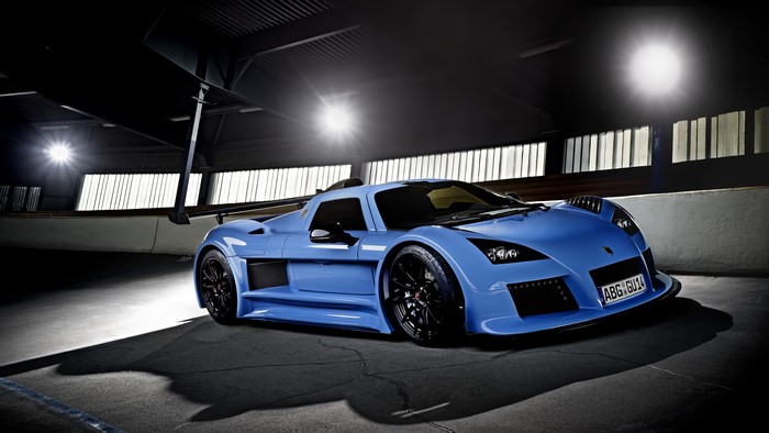 2011 Gumpert Apollo S in Light Blue
