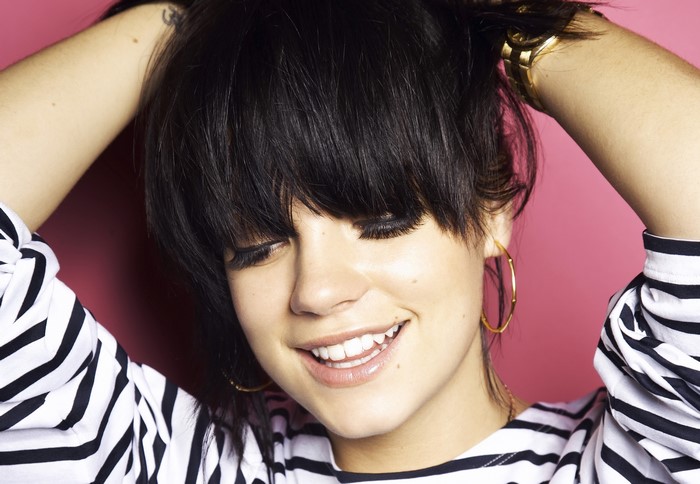 Lily Allen with hands in hair
