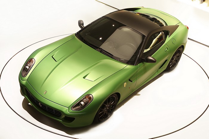 Green Ferrari 599 GTB Hy-Kers from above