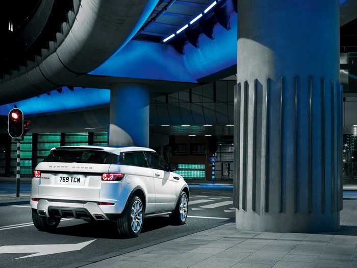 White 2010 Range Rover Evoque from behind