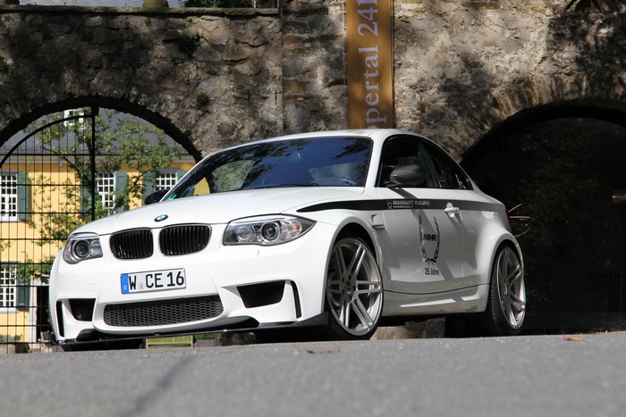 4K White Manhart MH1 Biturbo BMW 1er E82